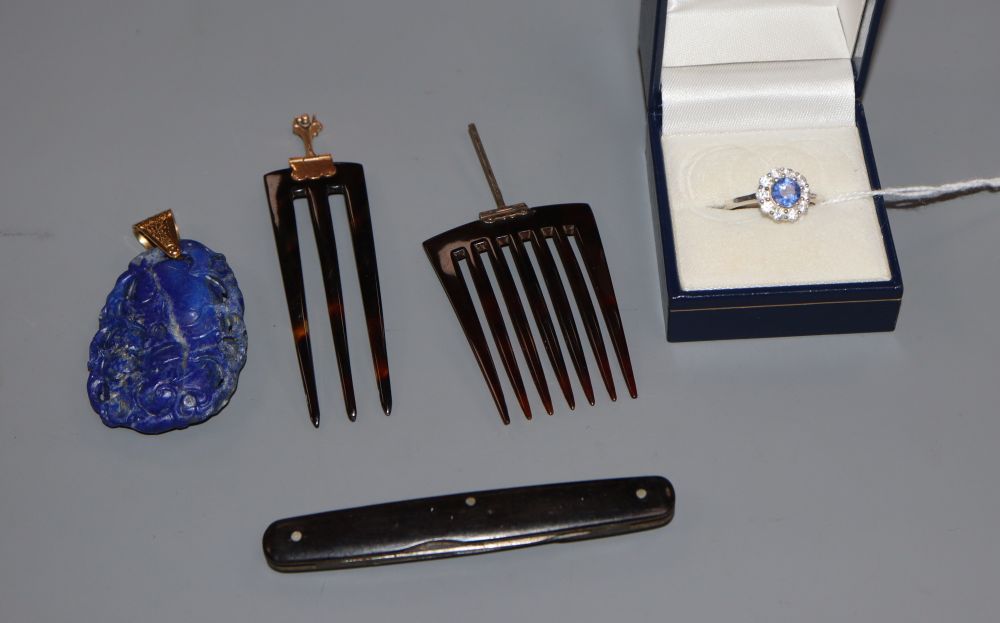 A modern 925, sapphire and paste set dress ring, a carved lapis lazuli pendant & 3 tortoiseshell items.